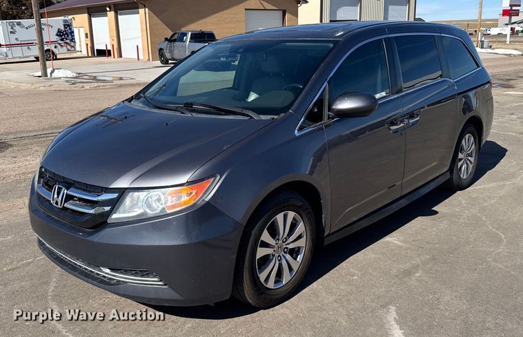2014 Honda Odyssey van - NN9594