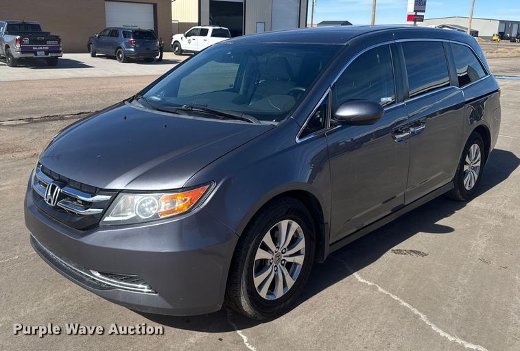 2015 Honda Odyssey van - NN9597