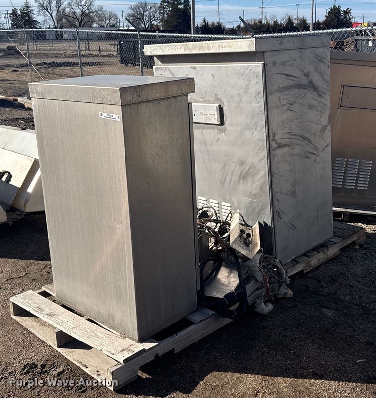 (7) Eagle Signal traffic control boxes - NN9618