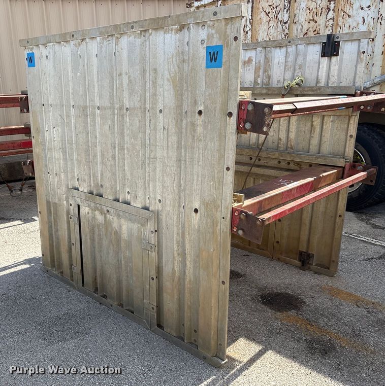 (2) Speed Shore SS-0606-H-SPD-C trench boxes - NO9689