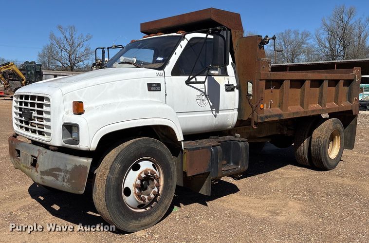 1999 Chevrolet C6500 dump truck - OB9425