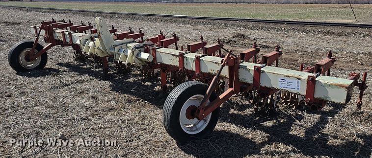 Lilliston Lehman  row crop cultivator - DO7850