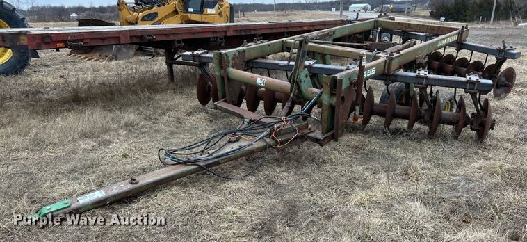 John Deere T3545 off-set disk - DV1814