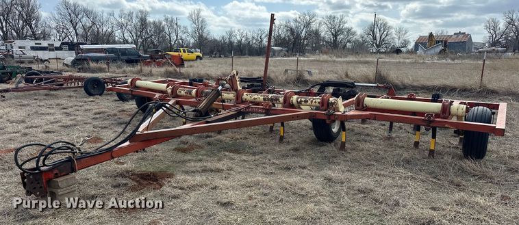 Krause 742A field cultivator - EK0426