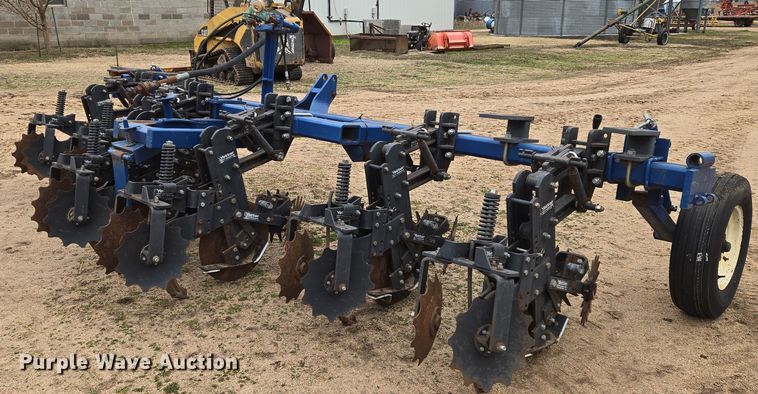 Yetter strip-till - EN8685