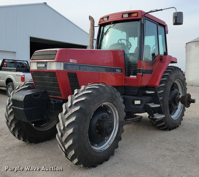 1992 Case 7150 Magnum MFWD tractor - NB9870