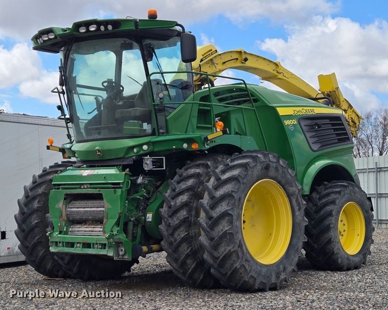 2019 John Deere 9800i forage harvester - YA0355