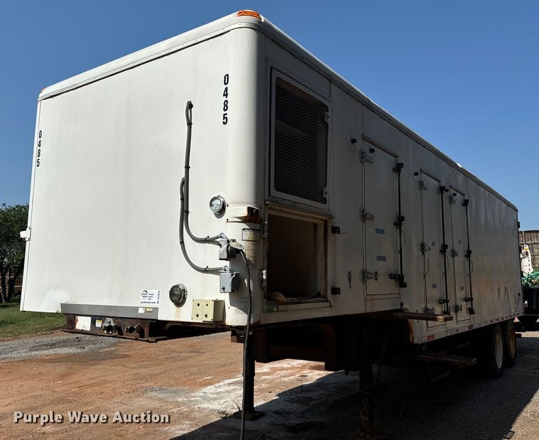 2005 Clark  CDCT-2005 refrigerated van trailer - DU3020