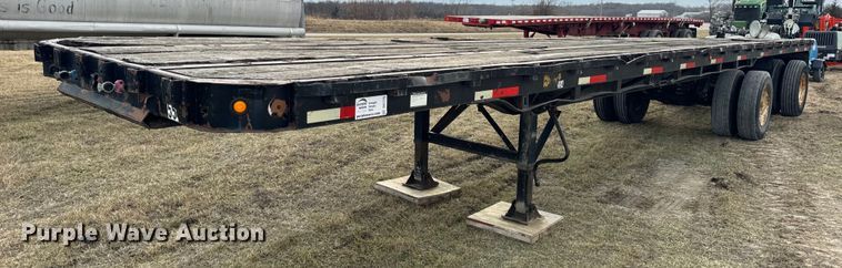 1974 Hobbs Flatbed trailer - DV1775