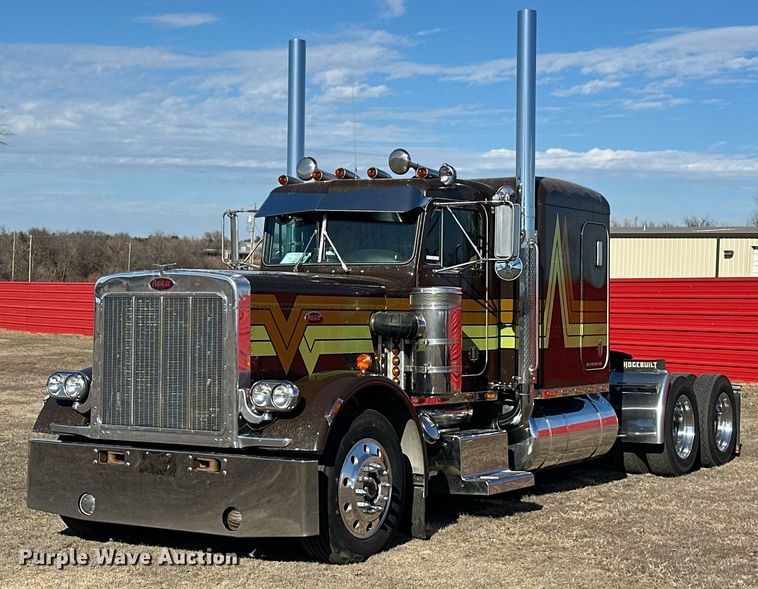1987 Peterbilt 359 semi truck - EK0391