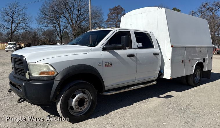 2012 Dodge Ram 5500HD Crew Cab utility / service truck - DM5609