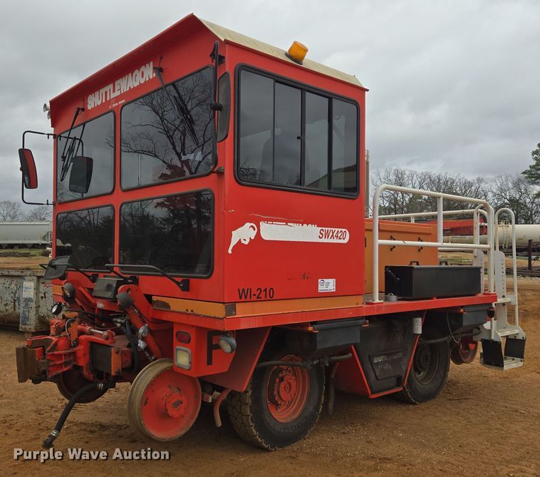 2010 ShuttleWagon SWX420 railcar mover - DV1324