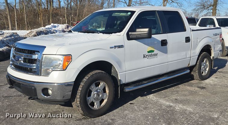 2014 Ford F150 SuperCrew pickup truck - EC3954
