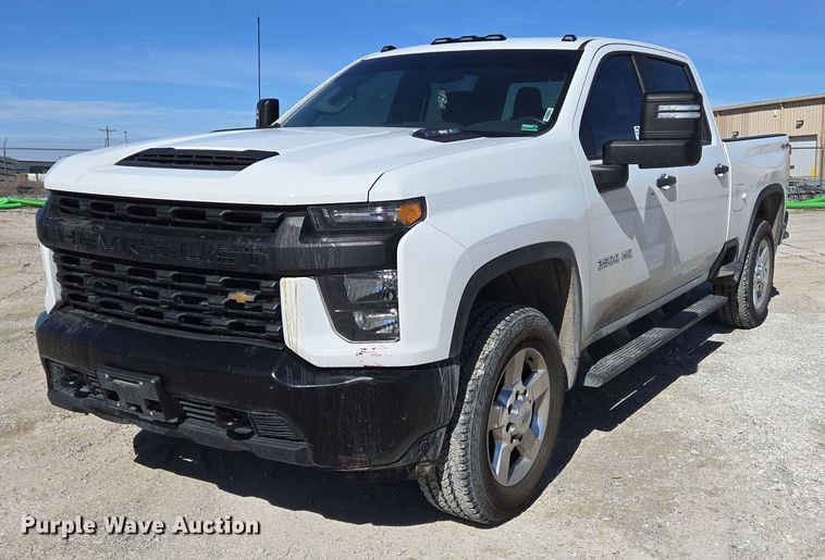 2020 Chevrolet Silverado 2500HD Crew Cab pickup truck - EC4026