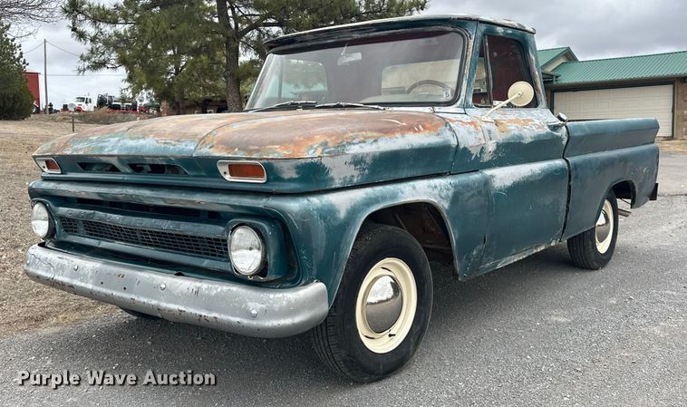 1965 GMC pickup truck - EK0437