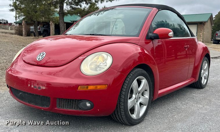 2006 Volkswagen New Beetle convertible - EK0438