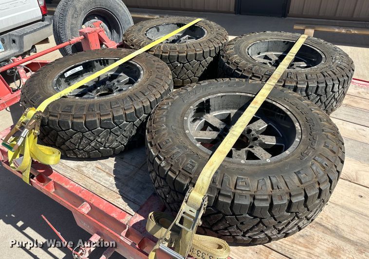 (4) Nitto Ridge Grappler 37x12.50R20LT wheels and tires - EK0490