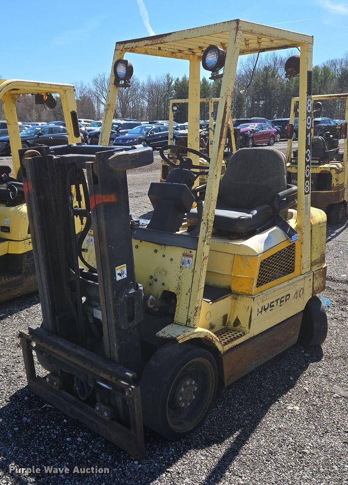 2006 Hyster S40XM forklift - YA0383