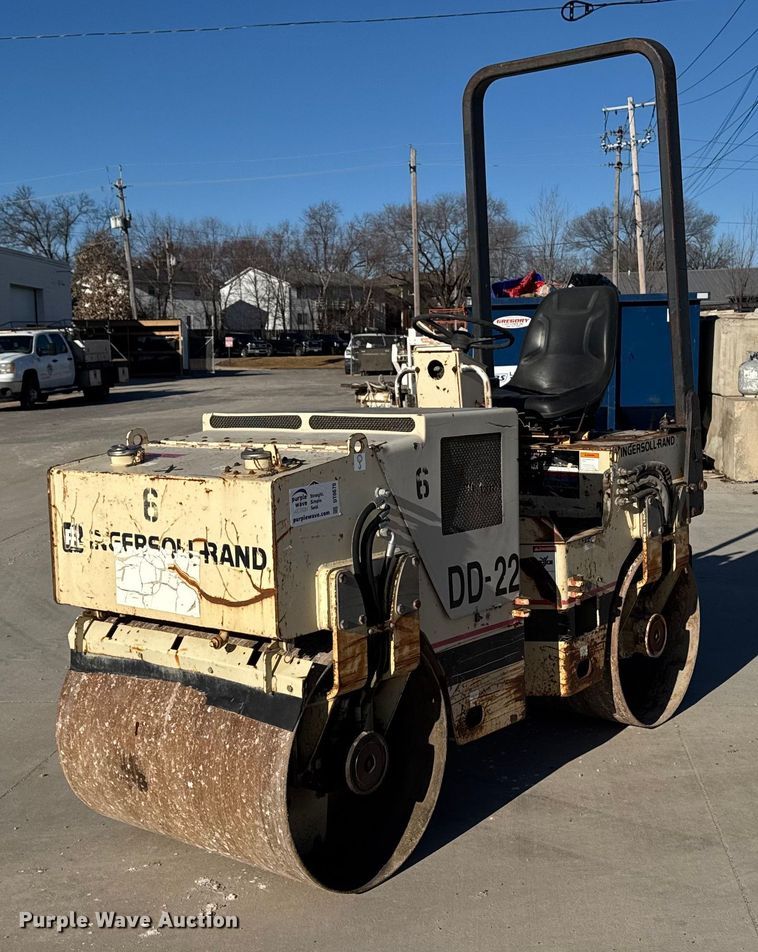 1995 Ingersoll Rand DD-22 double drum vibratory roller - DT0670