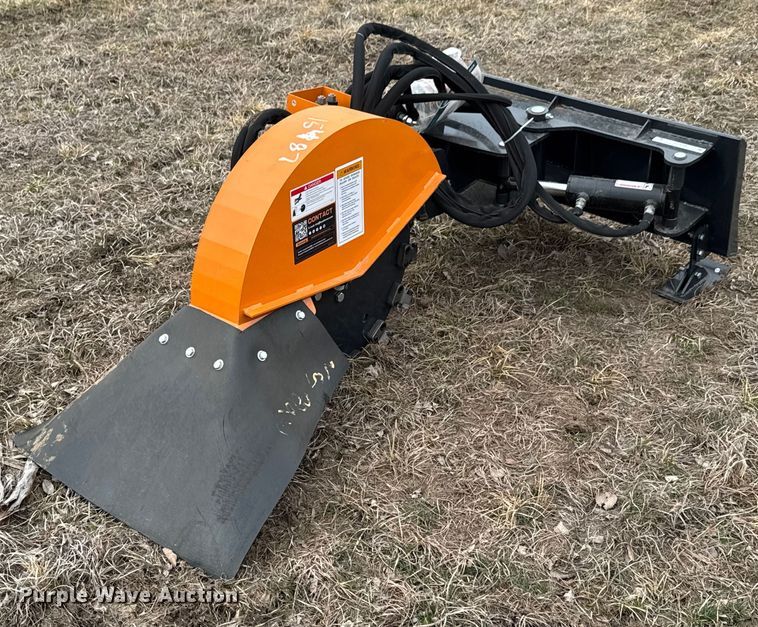 2025 Wolverine SG-13-08D skid steer stump grinder - DU9688