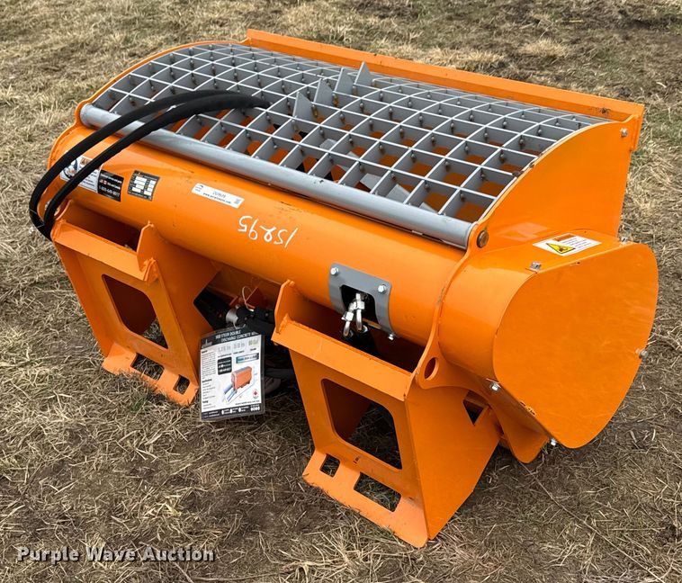 2024 LandHonor DCM-11-250G skid steer concrete mixer - DU9689