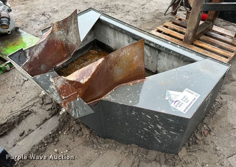 Spartan  skid steer concrete bucket - DV0633