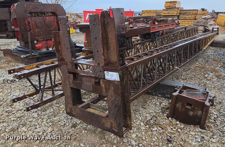 APE D12-42 piling driver  - DV1783