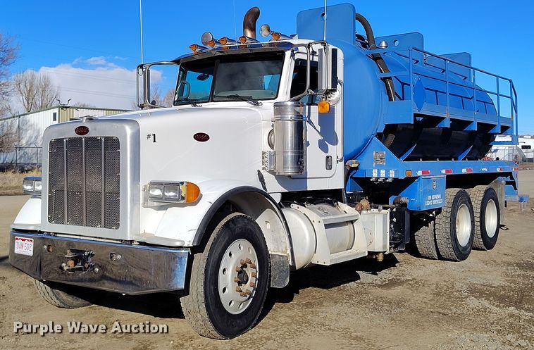 2008 Peterbilt 367 vacuum truck - DV6703