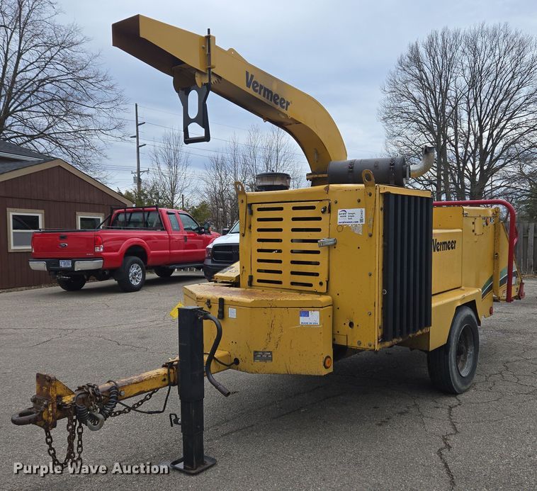 2011 Vermeer BC1800XL wood chipper - EC4027