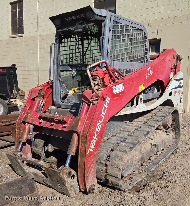 2016 Takeuchi TL12V2 tracked skid steer loader - ED3985