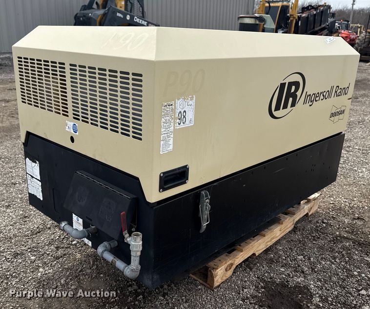 2011 Ingersoll Rand P90BWIRU air compressor - EG2611