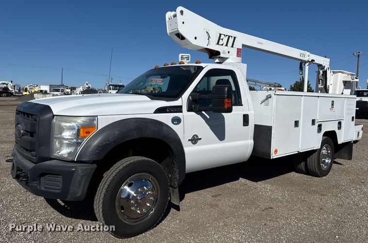 2012 Ford F450 Super Duty bucket truck - EG2626