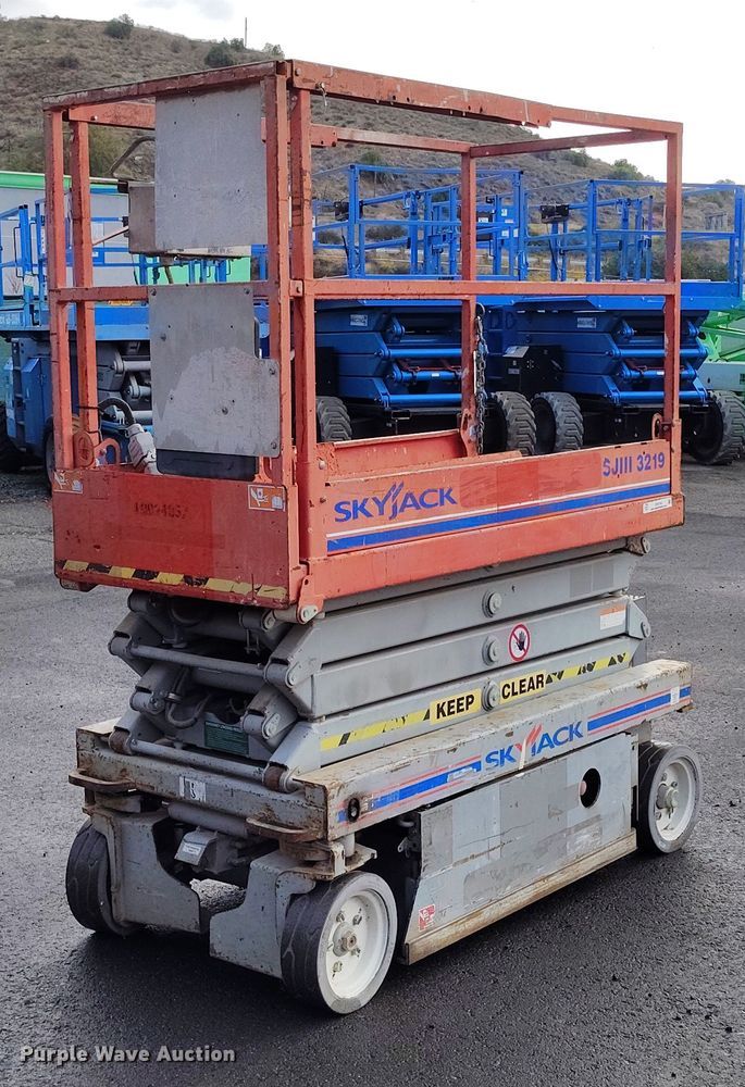Skyjack Scissor or Vertical Lift For Sale Near San Diego