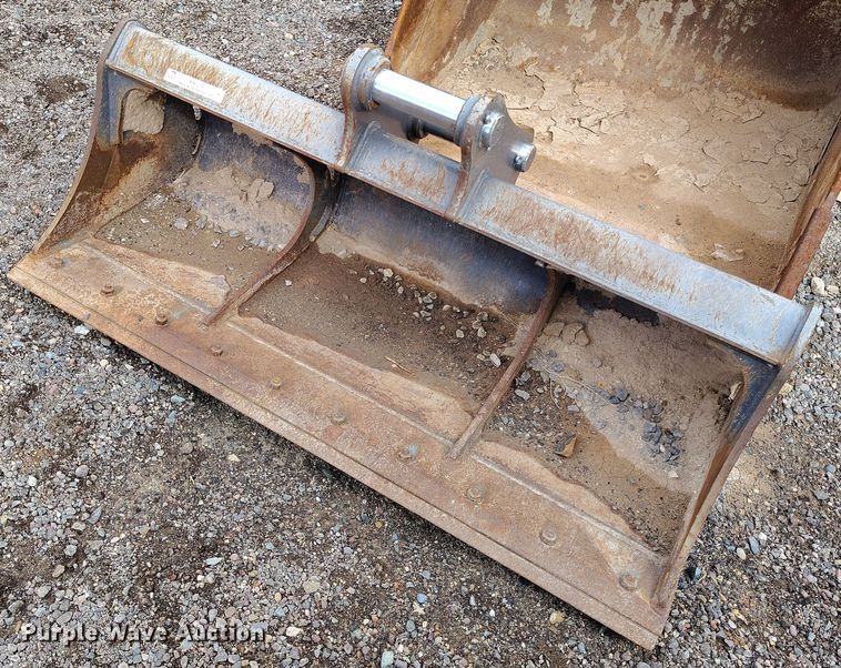 Volvo 286962 60" W excavator bucket - EH0206