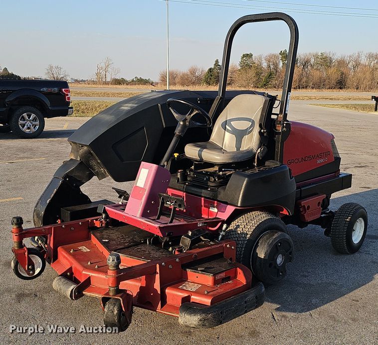 2015 Toro Groundsmaster 3280-D lawn mower - EH8766