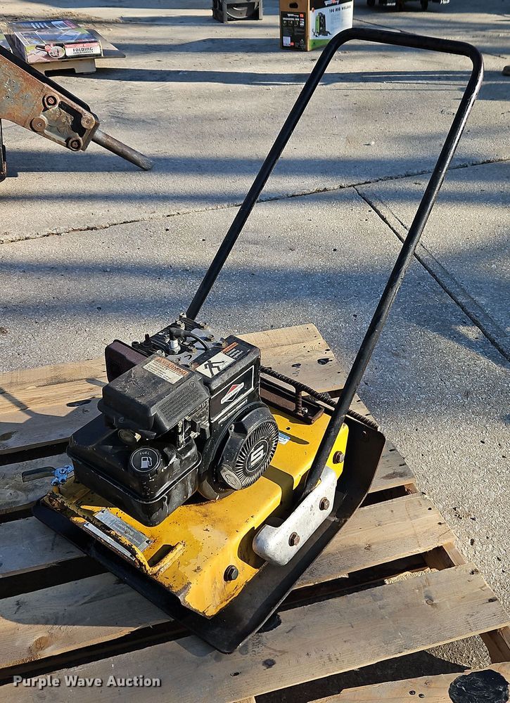 Koehring P9B plate compactor - EI8862