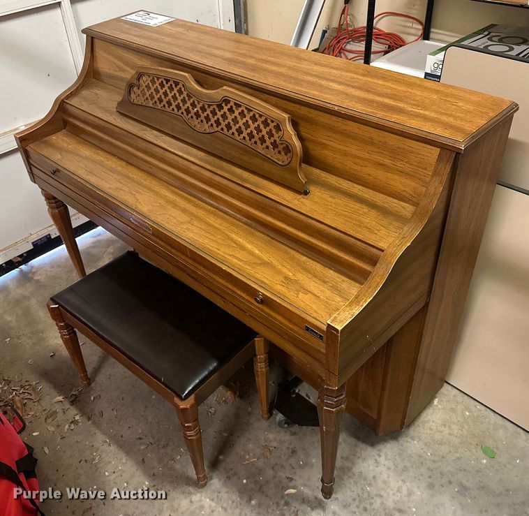 Kimball S235 piano - DL1079