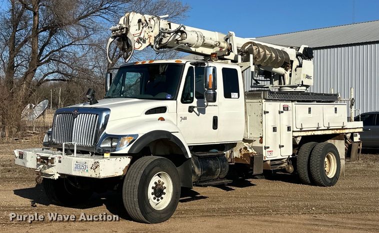 2005 International 7400 digger derrick truck - DV0650