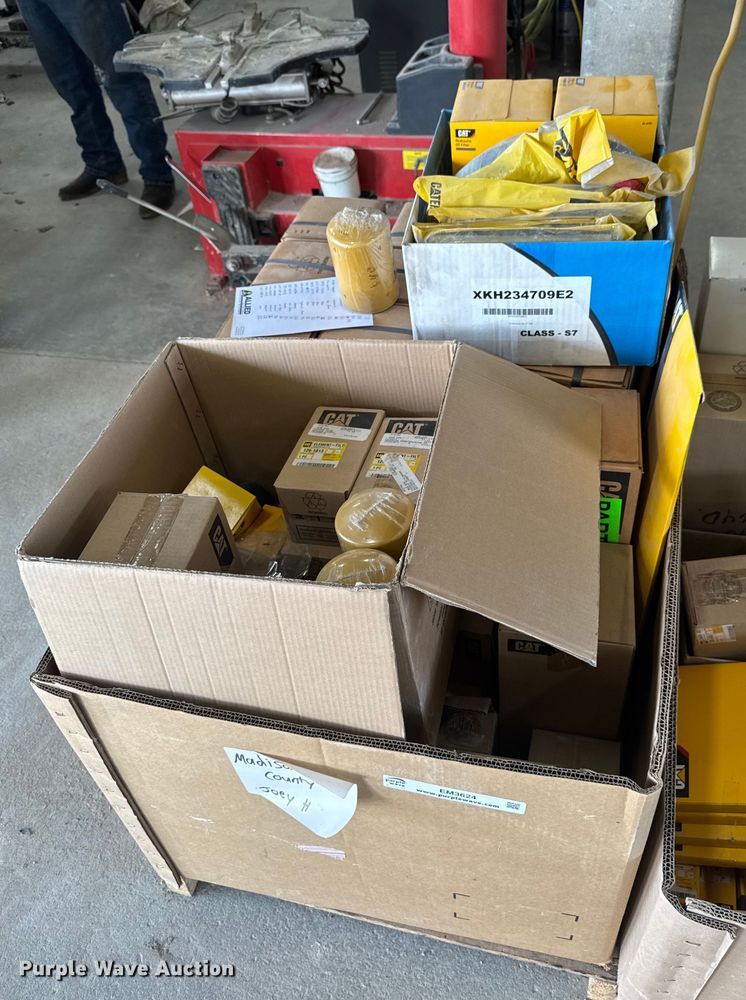 Caterpillar parts - EM3624