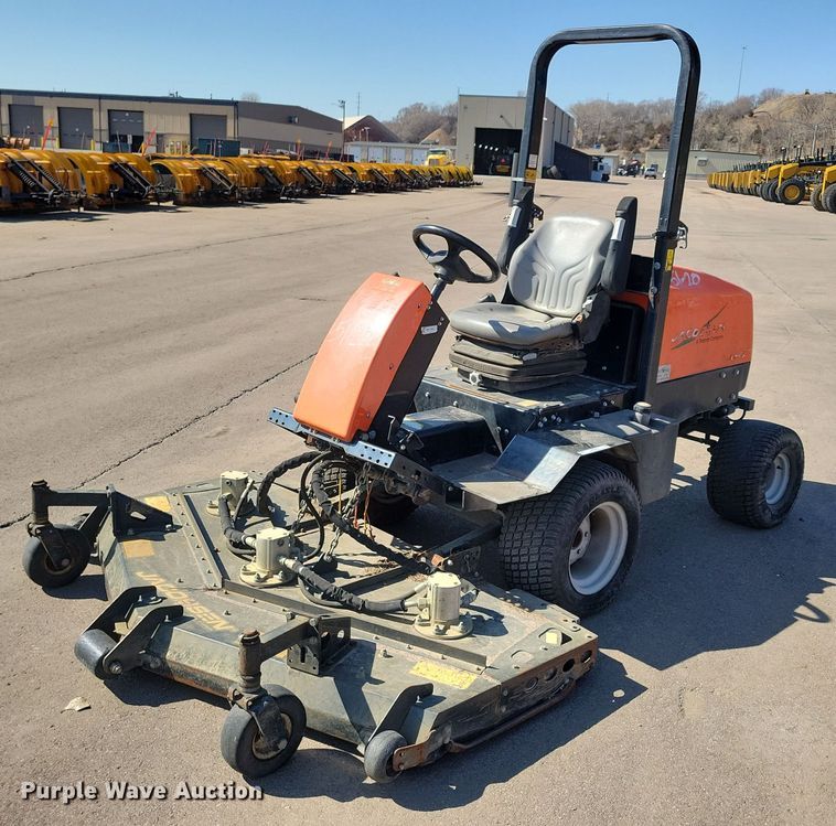 Jacobsen Turfcat lawn mower - NB9941