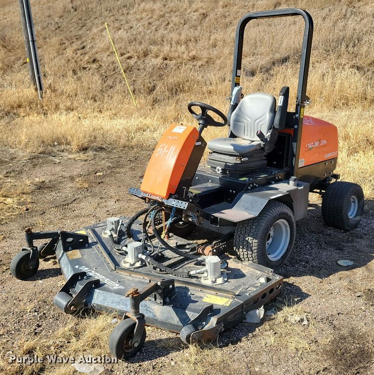 Jacobsen Turfcat lawn mower - NB9945