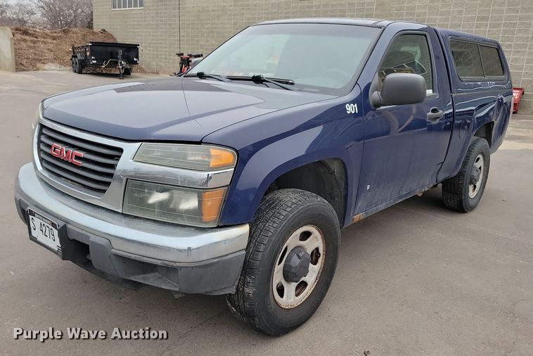 2009 GMC Canyon pickup truck - NB9973
