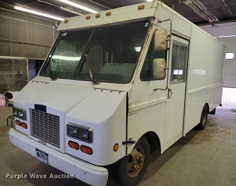 1997 Chevrolet  CP30 delivery van - NB9975