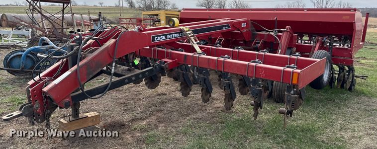Case IH 5400 no-till grain drill - DQ6516
