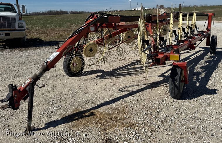 H&S 12WHL  high capacity hay rake - DU3380