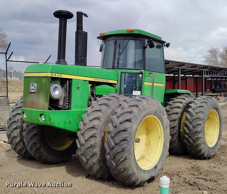 1978 John Deere 8430 4WD tractor - DV6696