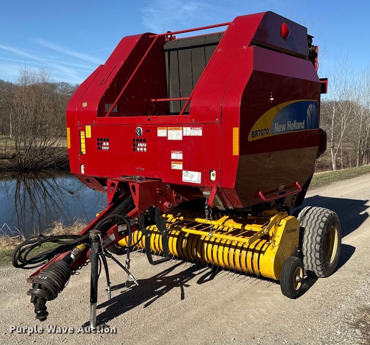 2011 New Holland BR7070 round baler - ED4078