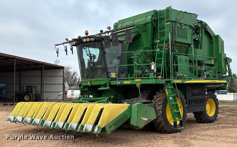 2015 John Deere CS690 RWA cotton stripper - ED5548
