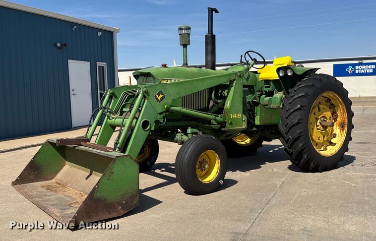 1964 John Deere 3020 tractor - EQ1207