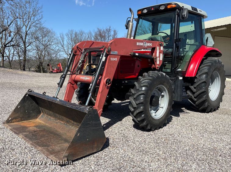 2005 Massey Ferguson 5435 MFWD tractor - OB9459